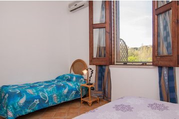 Italia Chata Lido di Noto, Exteriorul